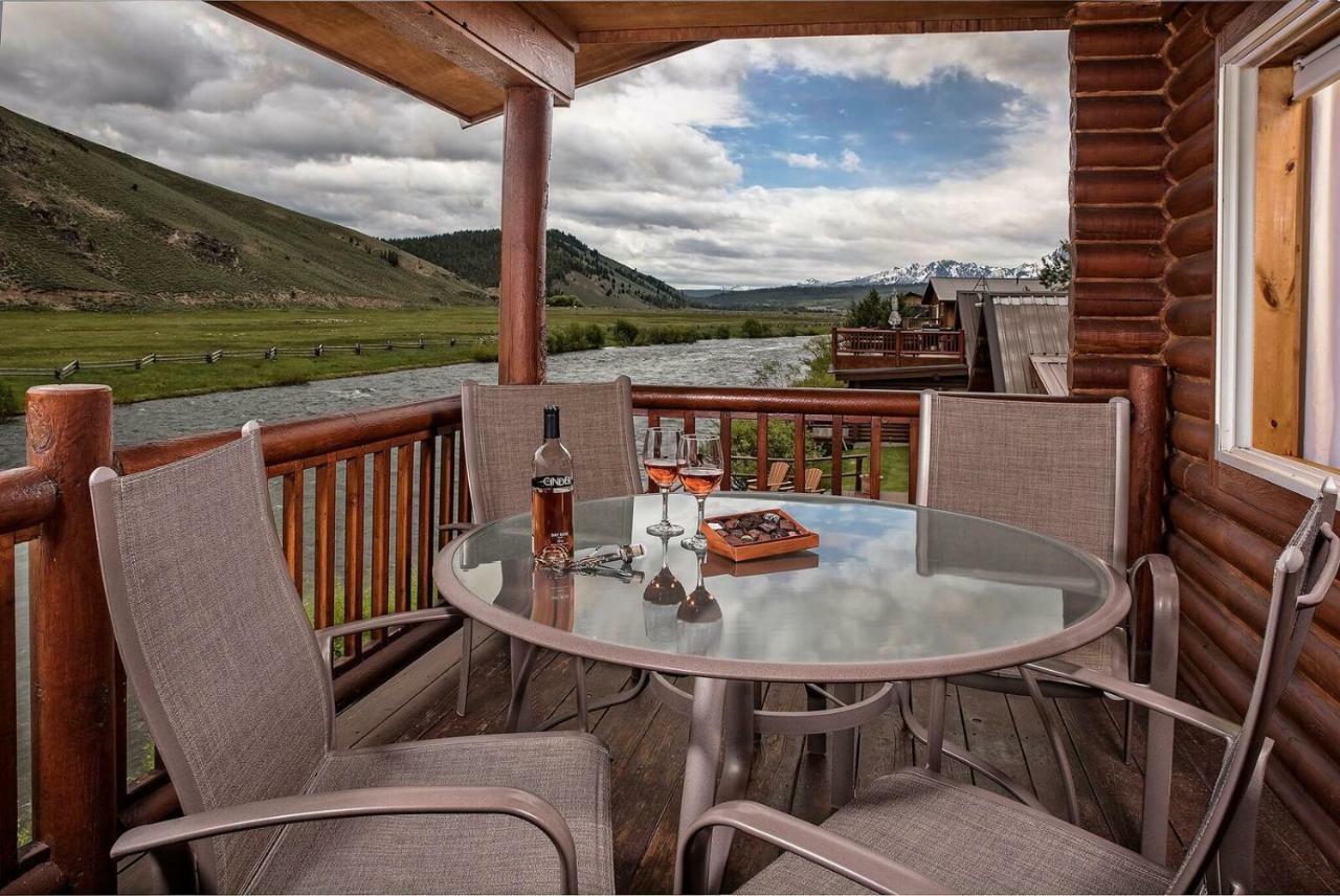 Redfish Riverside Inn Stanley 外观 照片